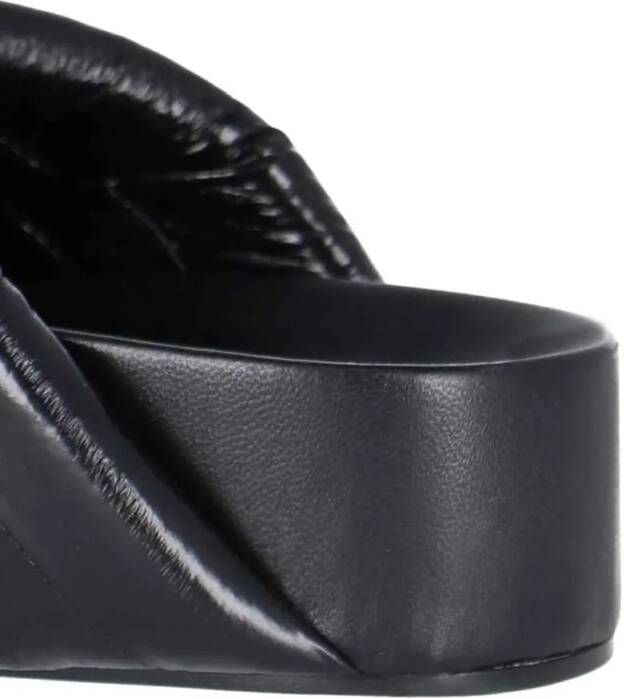 Jil Sander Sandalen Crisscross Black Leather Sandals in zwart