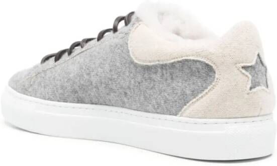Lorena Antoniazzi Low-Top Sneakers Embossed-Star Sneakers in grijs
