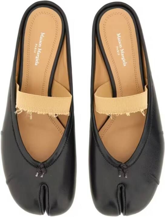 Maison Margiela Slippers & Mules Mule Tabi With Elastic Band in zwart