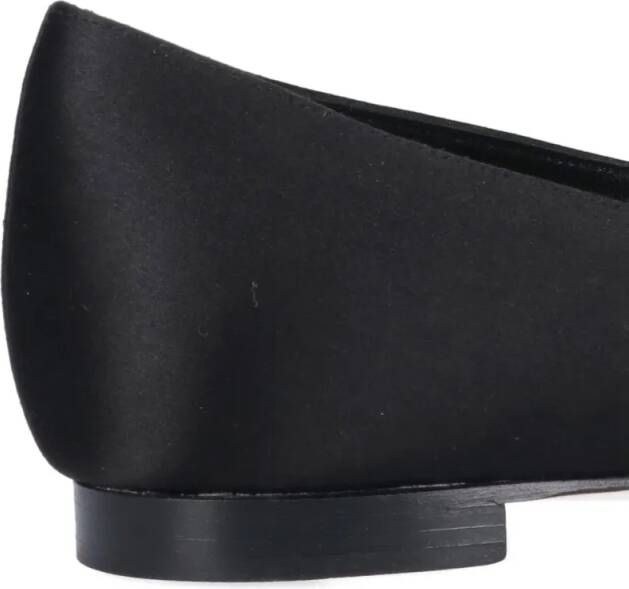 Manolo Blahnik "Fugalo" Ballet Flats in zwart