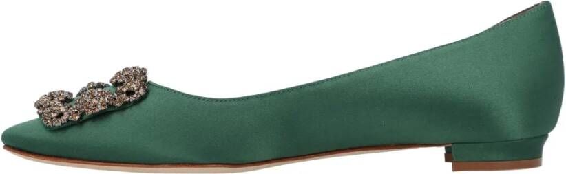Manolo Blahnik Hangisi Flat Green in groen
