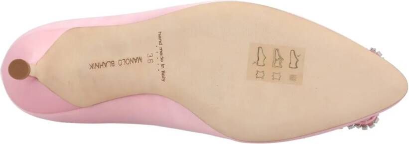 Manolo Blahnik Hoge hakken Hangisi 070 Pump Pink in roze