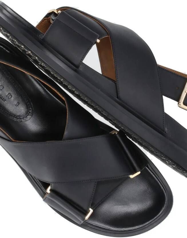 Marni Sandalen Leather Sandals With Rear Belt Fastening in zwart