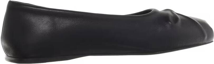 Marni Slippers & Mules Dancer Shoe in zwart