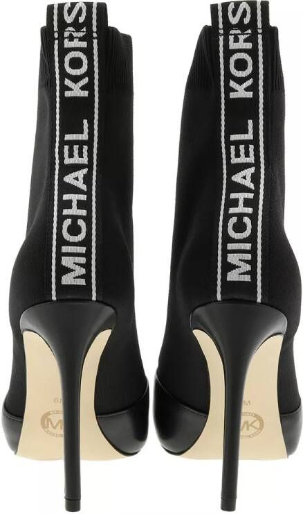 Michael Kors Boots & laarzen Vicky Bootie in zwart