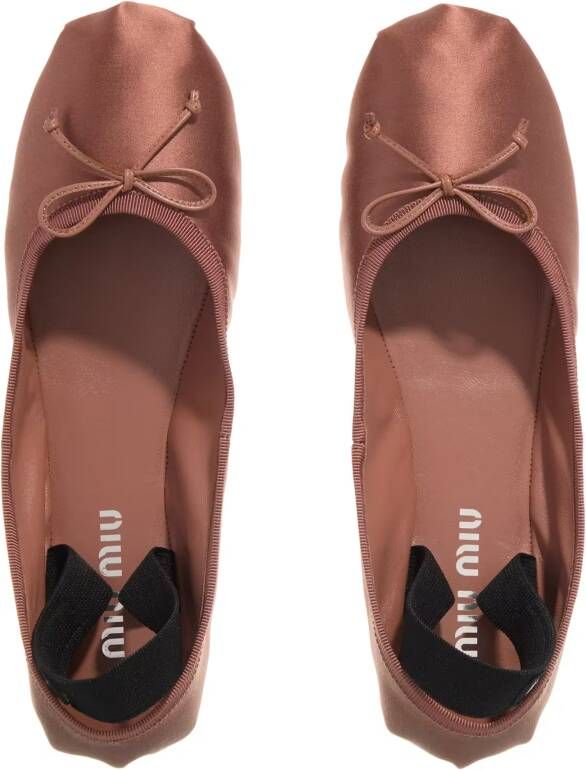 Miu Ballerinas Satin Ballet Flats in bruin