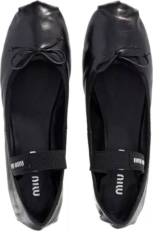 Miu Loafers Ballerinas Leather in zwart