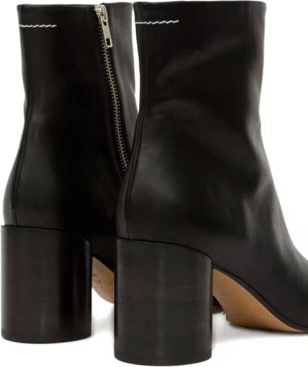 MM6 Maison Margiela Boots Ankle Boots With Distinctive Seam Detail And Block in zwart
