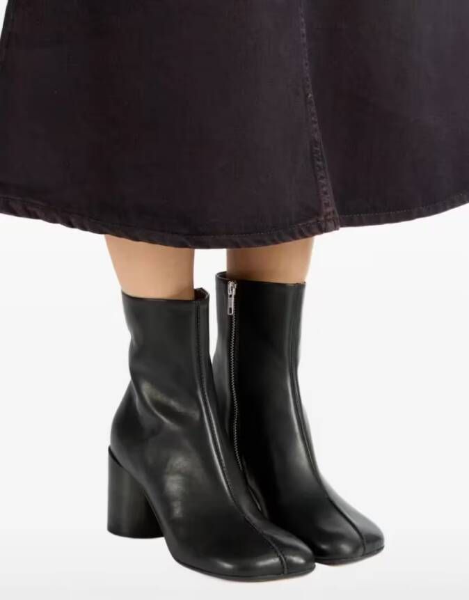 MM6 Maison Margiela Boots Ankle Boots With Distinctive Seam Detail And Block in zwart