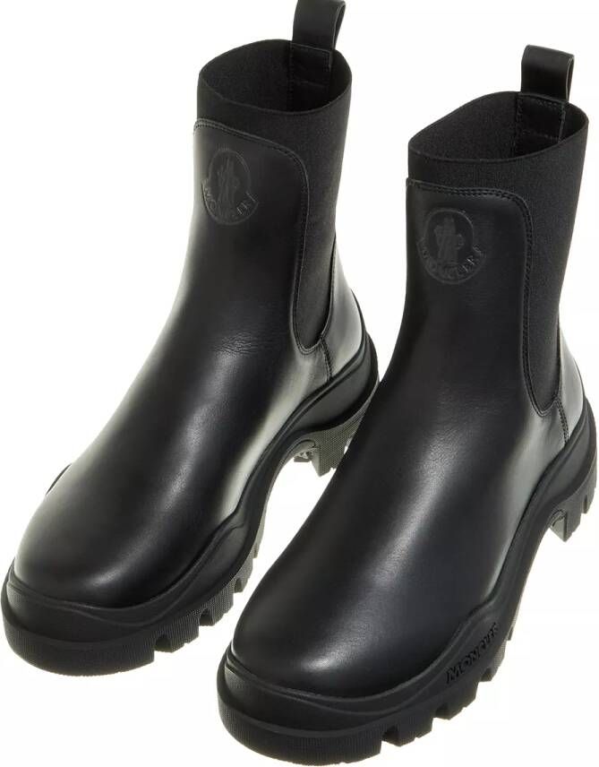 Moncler Boots & laarzen Woman Boots in zwart