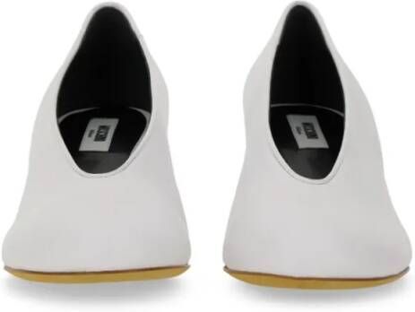 Moschino Hoge hakken Decollete "Duck" Pumps in wit