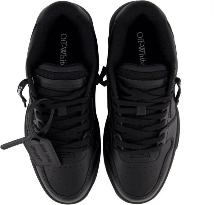 Off-White Low-Top Sneakers Dames Out Of Office Sneaker Zwart in zwart