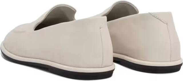 Officine Creative "Mienne 101" Loafers in grijs