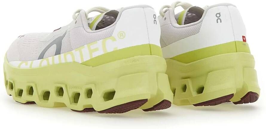 On Low-Top Sneakers White in wit