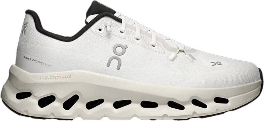 On Low-Top Sneakers Cloudtilt' Sneakers in wit