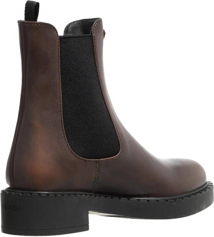 Prada Boots Calf Leather Boots in bruin