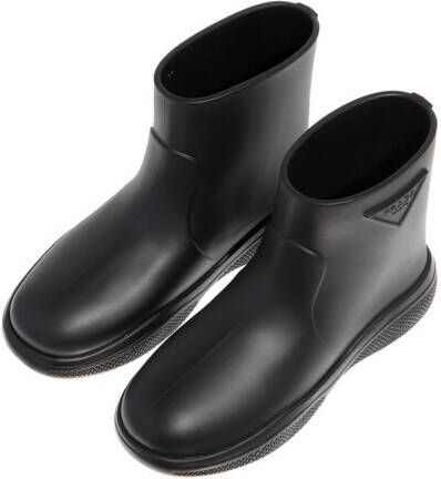 Prada Boots & laarzen Mellow Boots in zwart