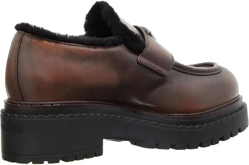 Prada Loafers Logo Loafers in bruin