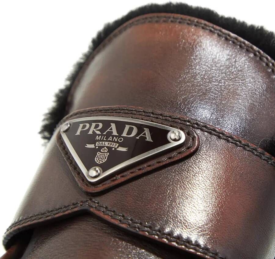 Prada Loafers Logo Loafers in bruin