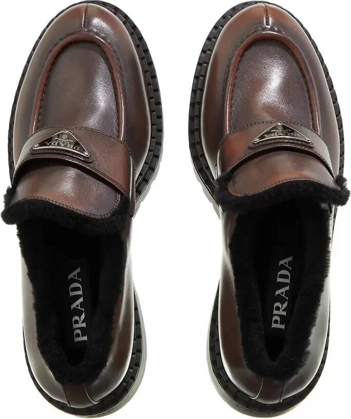 Prada Loafers Logo Loafers in bruin