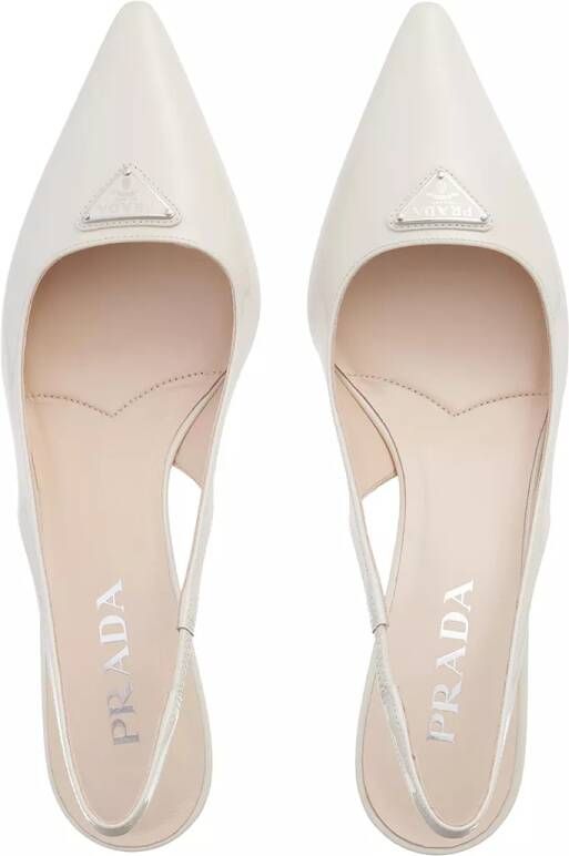 Prada Pumps & high heels Pumps Leather in crème