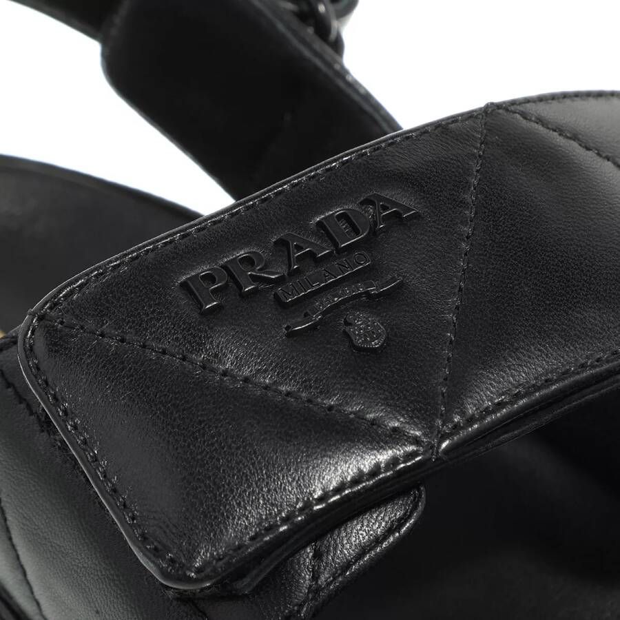 Prada Pumps & high heels Sandal Leather in zwart