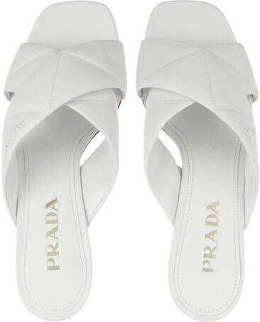 Bottega Veneta Slippers & Mules Lido Flat Sandals in crème