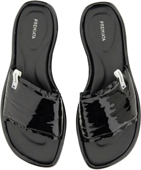 Premiata Sandalen Black Lamb Leather Slide Sandal With Glossy Finish in zwart