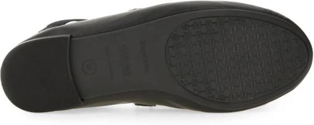 repetto "Joana" Dancer Flat Shoes in zwart