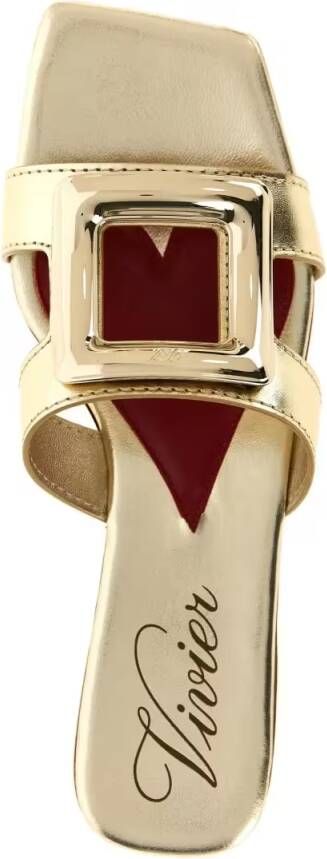Roger Vivier Slippers & Mules 'New Metal Buckle' Mules in rood
