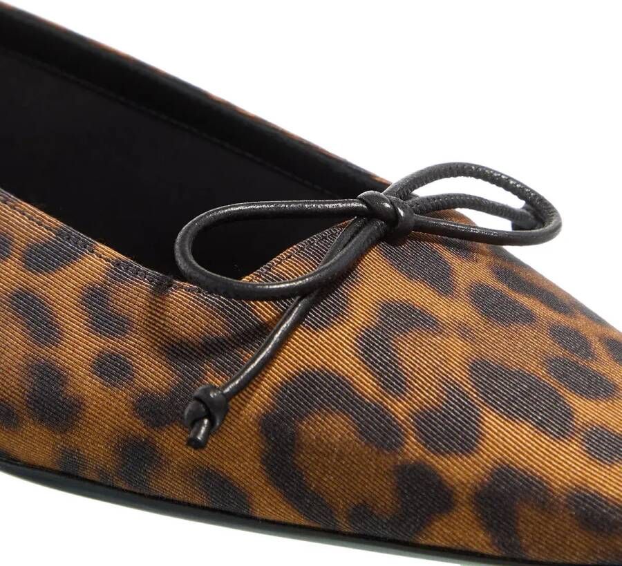 Saint Laurent Ballerinas Poppy Ballerina Shoes in luipaardprint