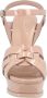 Saint Laurent Sandalen Tribute Patent Leather Platform Sandals Beige in roze - Thumbnail 3