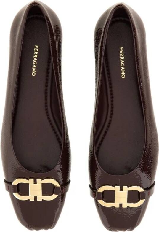 Salvatore Ferragamo Ballerina Ornament Hooks in rood
