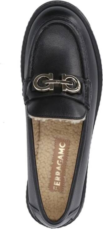 Salvatore Ferragamo "Gancini" Black Leather Loafers in zwart