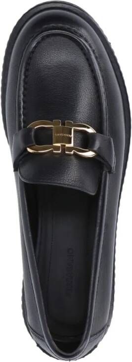 Salvatore Ferragamo Gancini Loafers In Black Leather in zwart