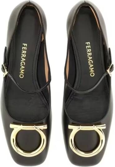Salvatore Ferragamo Hoge hakken "Mary Jane Maxi Gancini" Shoe in zwart