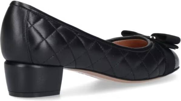 Salvatore Ferragamo Hoge hakken "Varina" Pumps Black in zwart