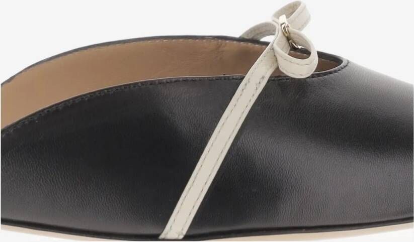 Salvatore Ferragamo Slippers & Mules Leather Mules With Bow in zwart