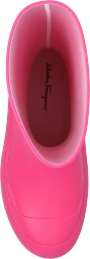 Salvatore Ferragamo Low-Top Sneakers Rainboot Gancini Logo Ankle Boots in poeder roze