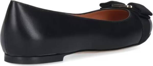 Salvatore Ferragamo "Varina" Ballerinas Black in zwart