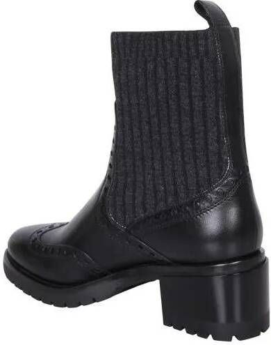 Santoni Boots Leather lowheel brogue ankle boot in wit
