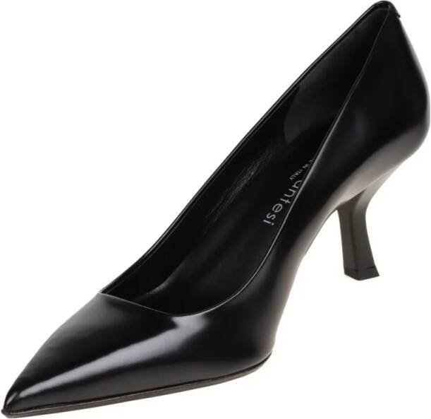 Sergio Levantesi Hoge hakken Refined Leather Decolleté Pumps With Slender Heel in zwart