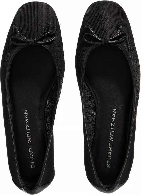 Stuart Weitzman Loafers Arabella Ballet Flat in zwart