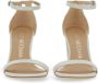Stuart Weitzman Sandalen Leather Sandal in wit - Thumbnail 2