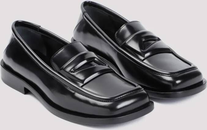 The Attico Amanda Black Leather Loafers in zwart