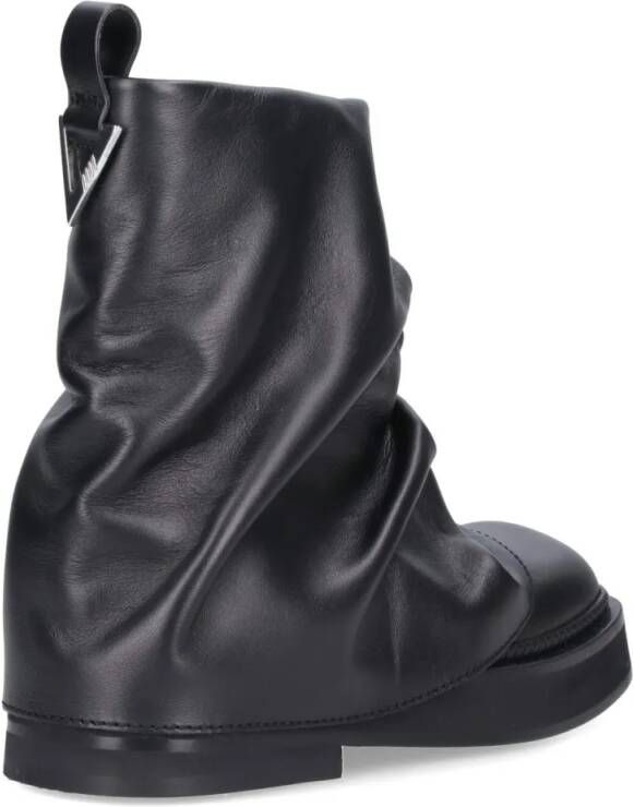 The Attico Boots Mini Robin Combat Boots In Black Hammered Leather in zwart