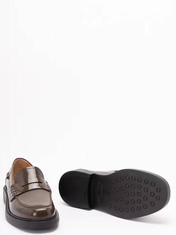 TOD'S Polished Calf Leather Loafers With Refined Silhoue in bruin