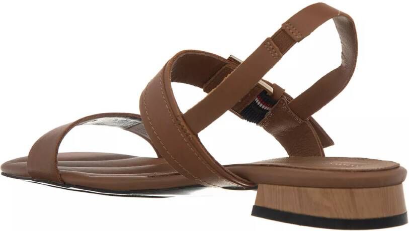 Tommy Hilfiger Sandalen Hardware Flat Sandal in bruin