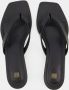 TOTEME Sandalen The Flip Flop Sandals Leather Black in zwart - Thumbnail 7