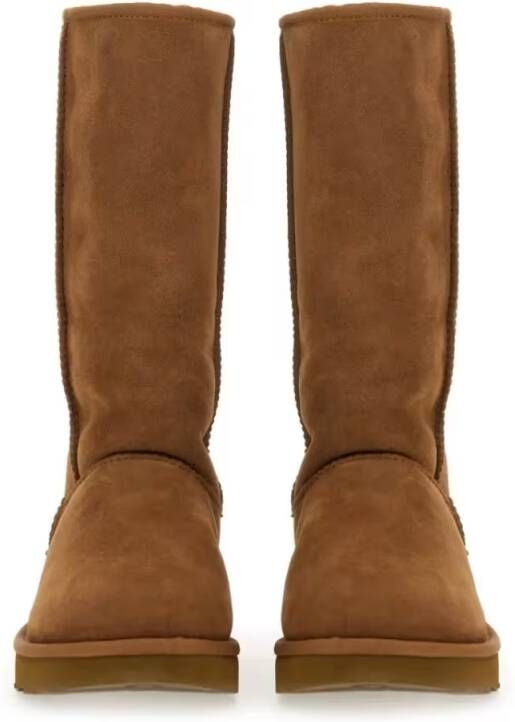 Ugg Boots Classic Tall Boots With Suede-Like Exterior in bruin